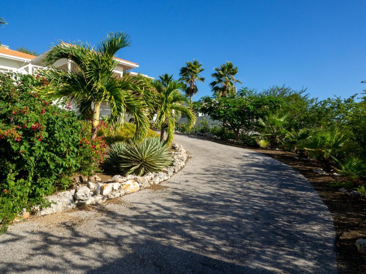 Villa Happy View Willibrordus Exterior photo