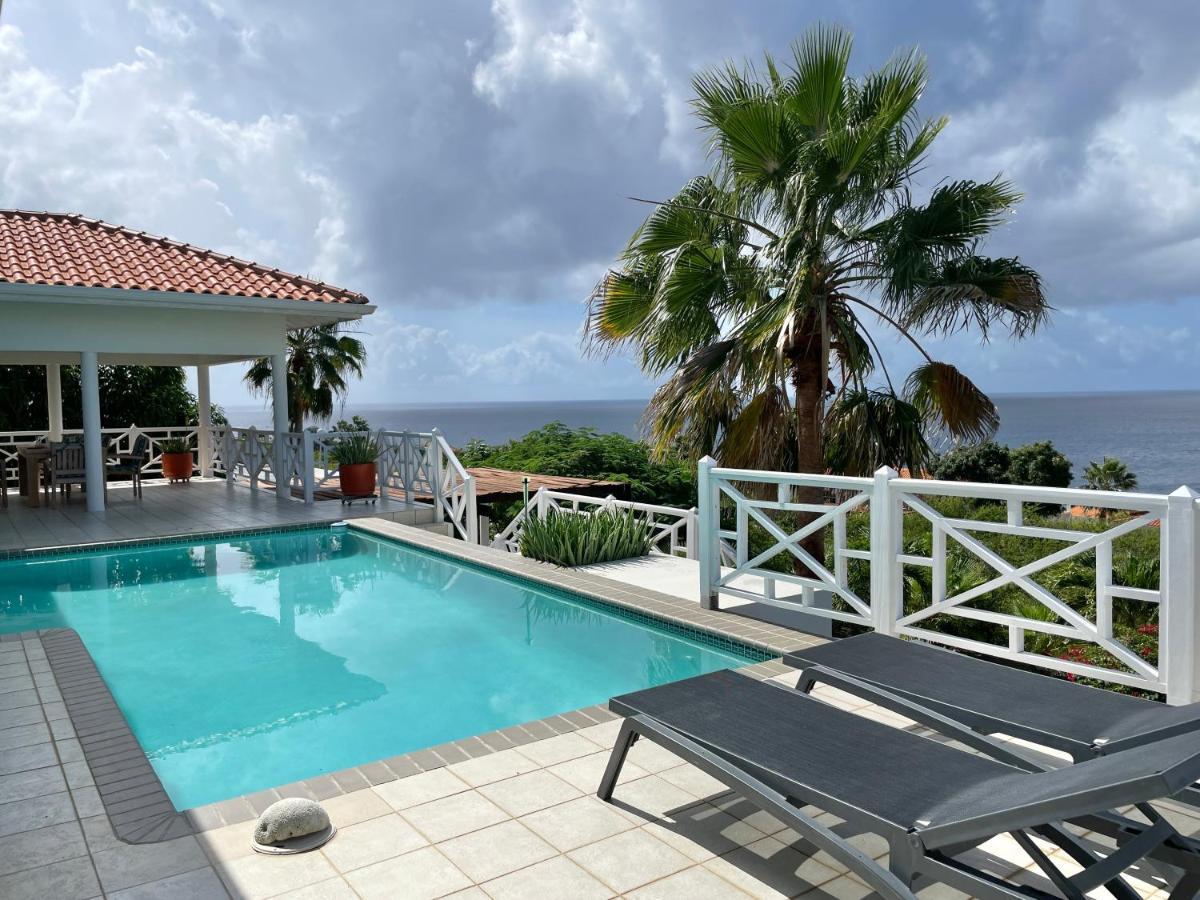 Villa Happy View Willibrordus Exterior photo